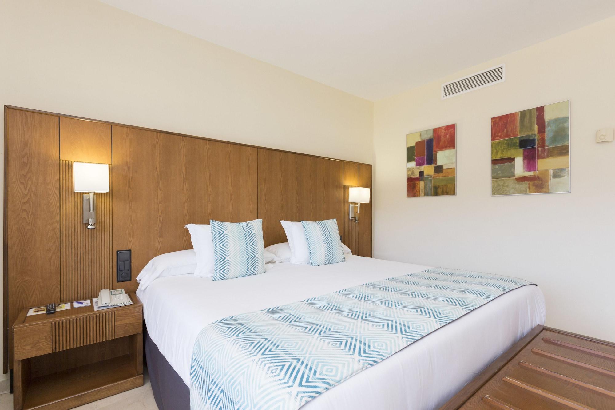กลอเรีย พาเลซ รอยัล โฮเต็ล แอนด์ สปา Hotel เปอร์โตริโก ภายนอก รูปภาพ